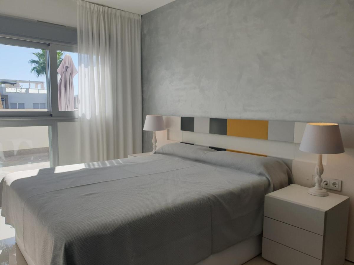 El Mirador Amelie Ground Floor Apartment In Torrevieja Punta Prima Wifi Pool And Close To Beach And Golf Exterior foto